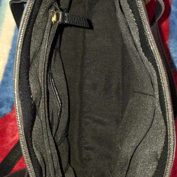 Liz Clairborne Black Shoulder Bag - Picture 6 of 10